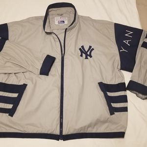 VINTAGE New York Yankees MLB windbreaker jacket